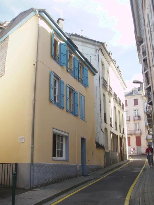 Maison Individuelle Au Centre Du Village 6/8 Pers. * Cauterets