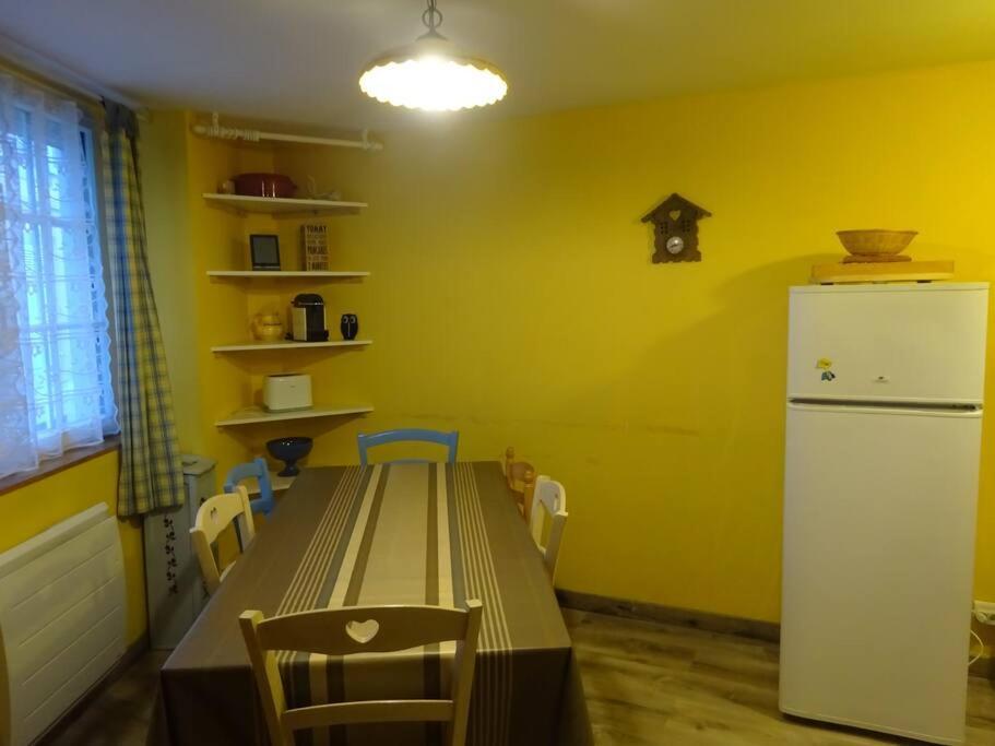 Maison Individuelle Au Centre Du Village 6/8 Pers. Сasa de vacaciones